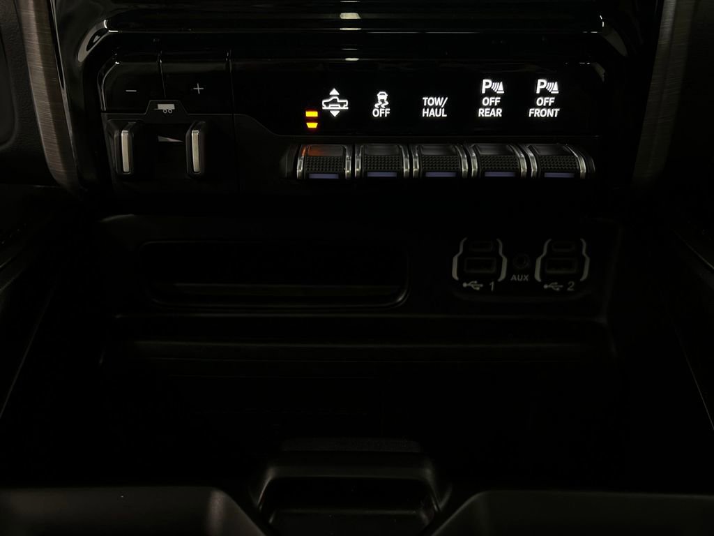 Used 2020 RAM 1500 Limited image 17