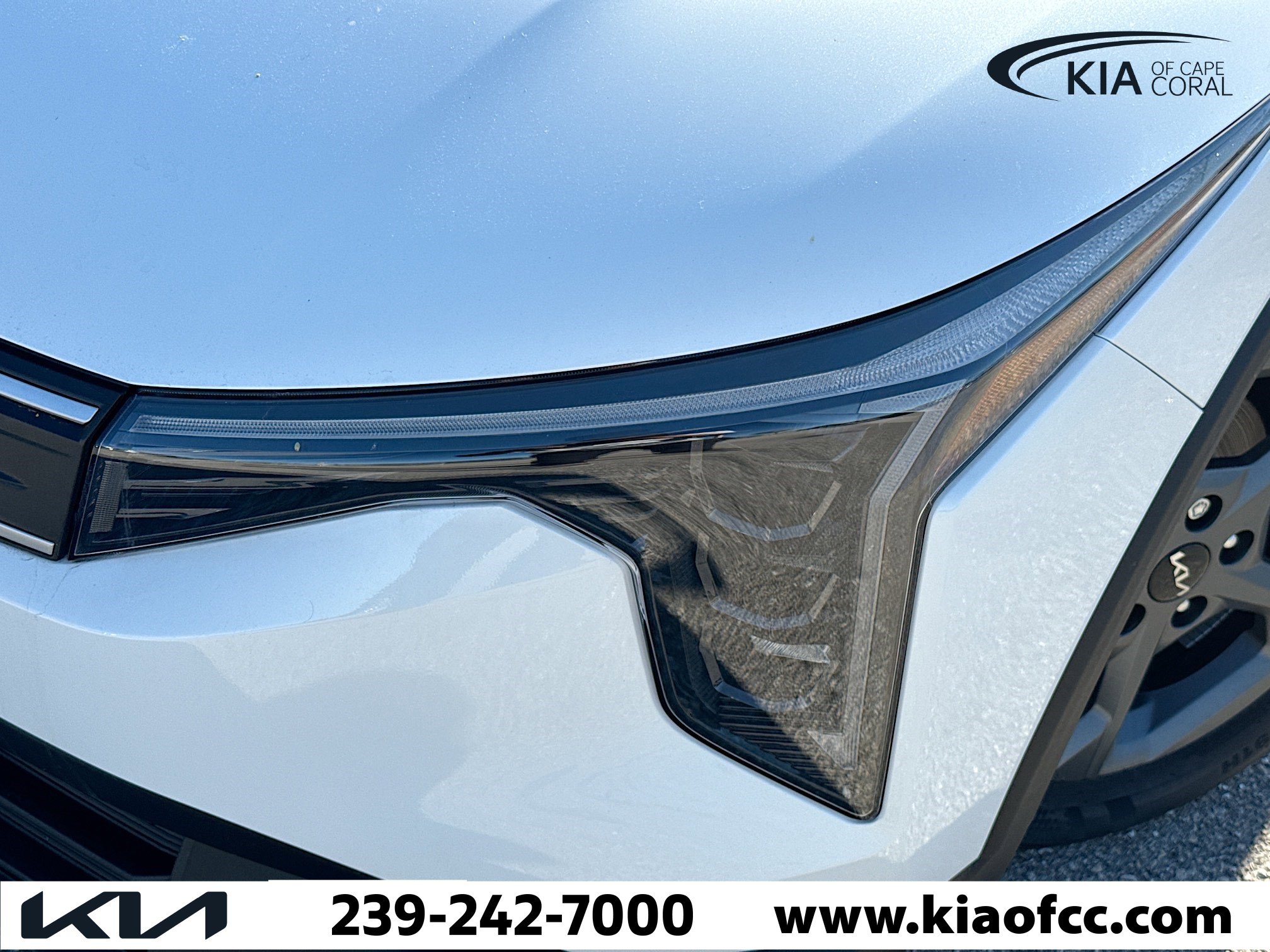 New 2025 Kia K4 LXS image 9