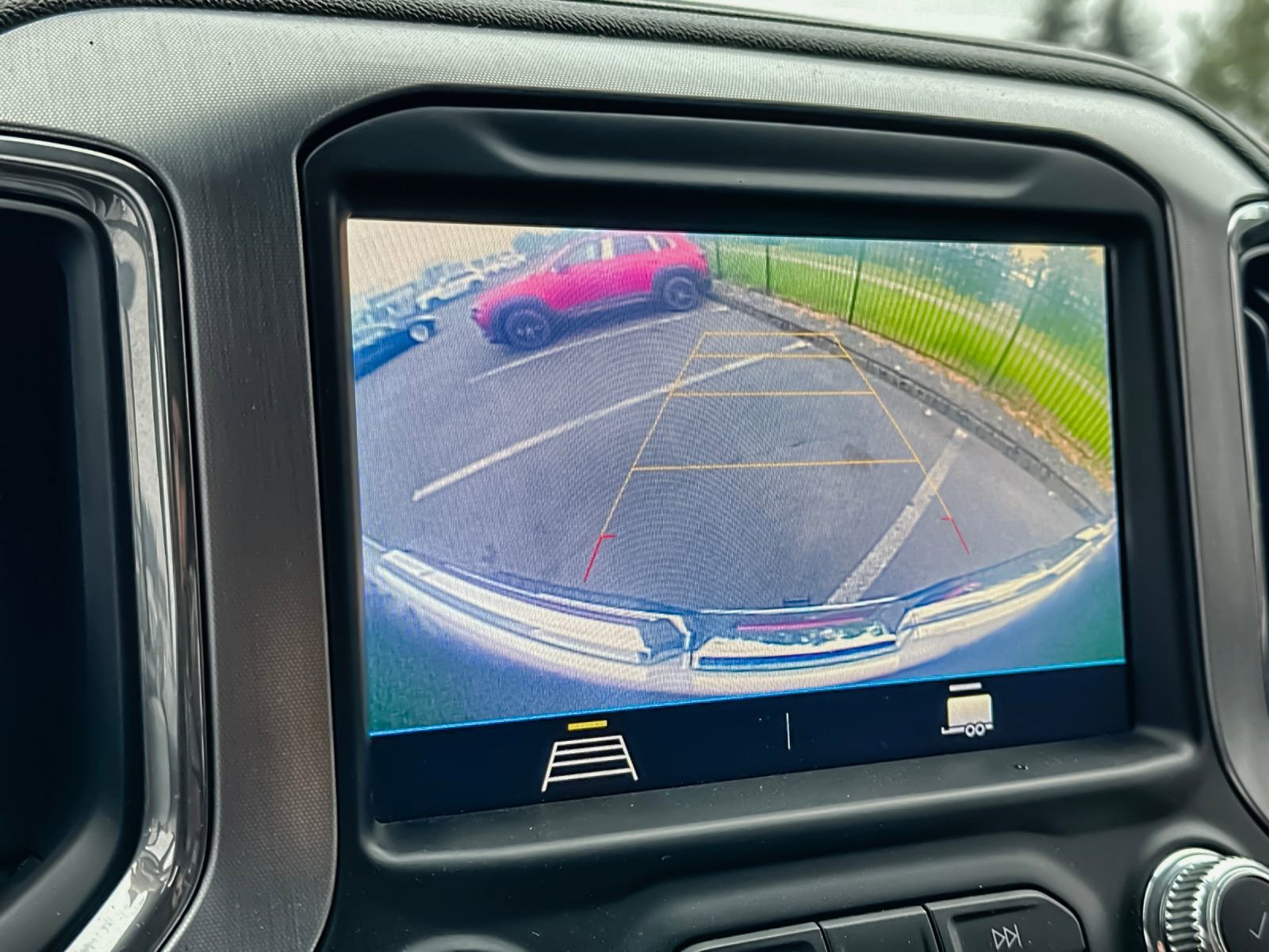 Used 2022 GMC Sierra 3500 SLE w/ Fleet Comfort Package AWD/4WD image 17