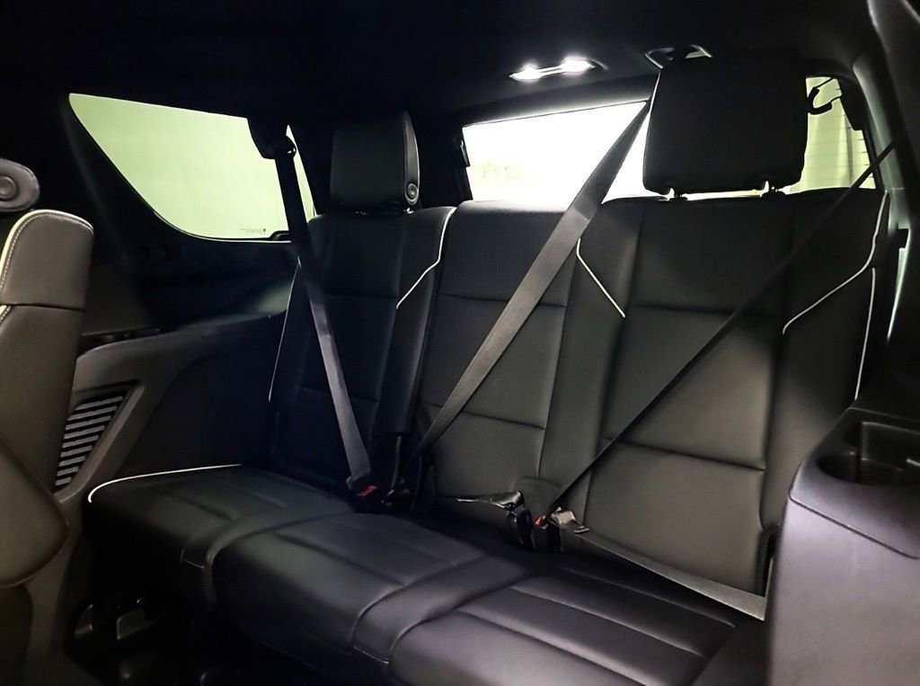 Used 2021 Cadillac Escalade Sport w/ Driver Assist Tech Package image 16