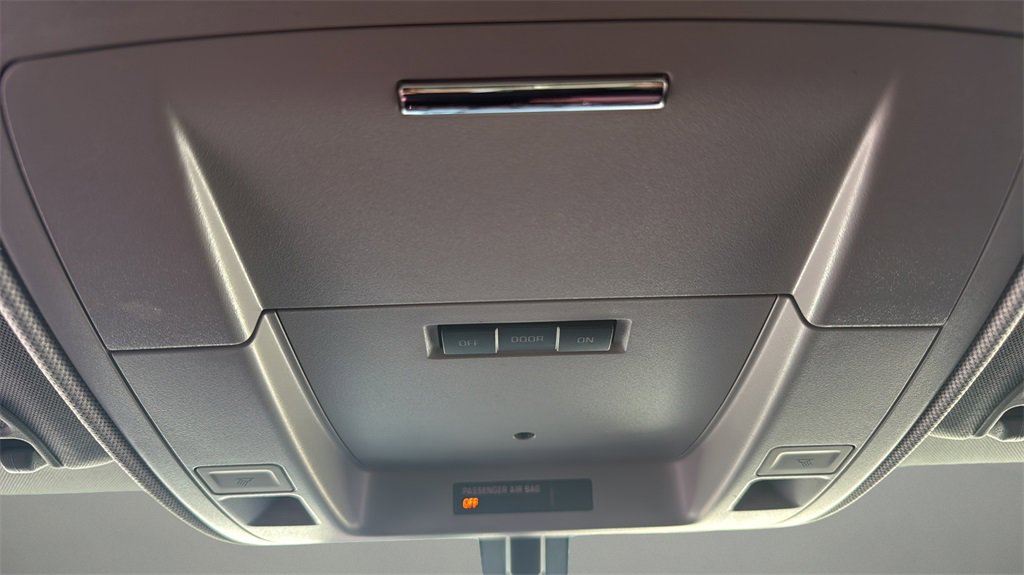 Used 2018 Chevrolet Silverado 1500 LT w/ All Star Edition image 27