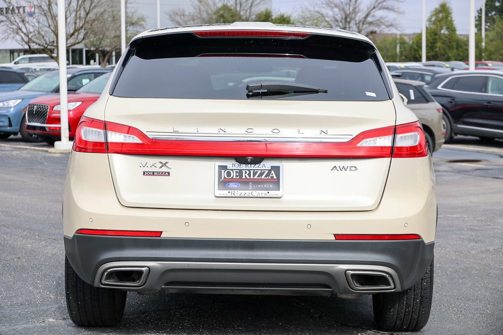 Used 2016 Lincoln MKX Reserve w/ Climate Package image 17