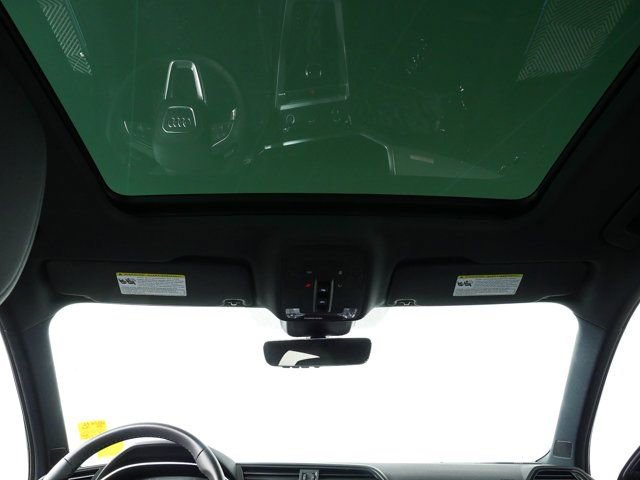 Certified 2025 Audi Q3 2.0T Premium Plus w/ Premium Plus Package AWD/4WD image 19