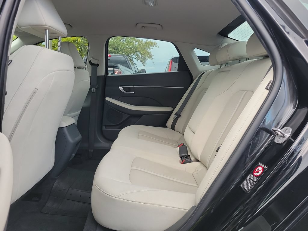 Used 2023 Hyundai Sonata SEL FWD image 10