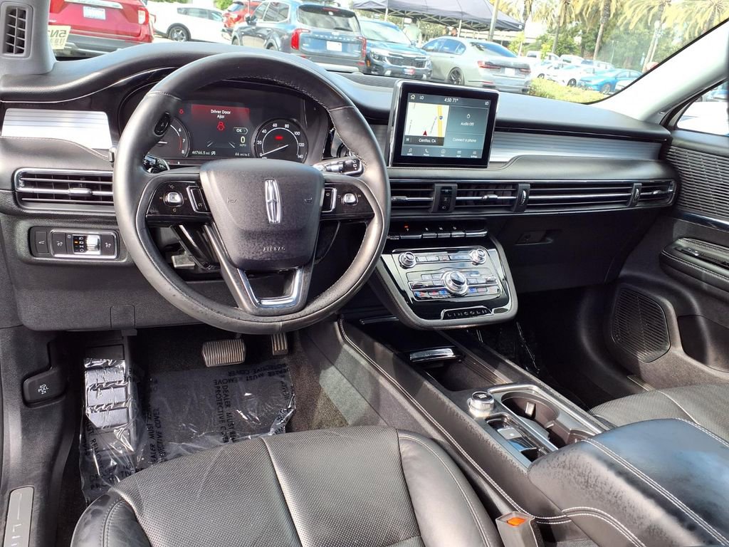 Used 2020 Lincoln Corsair FWD w/ Premium Package image 13