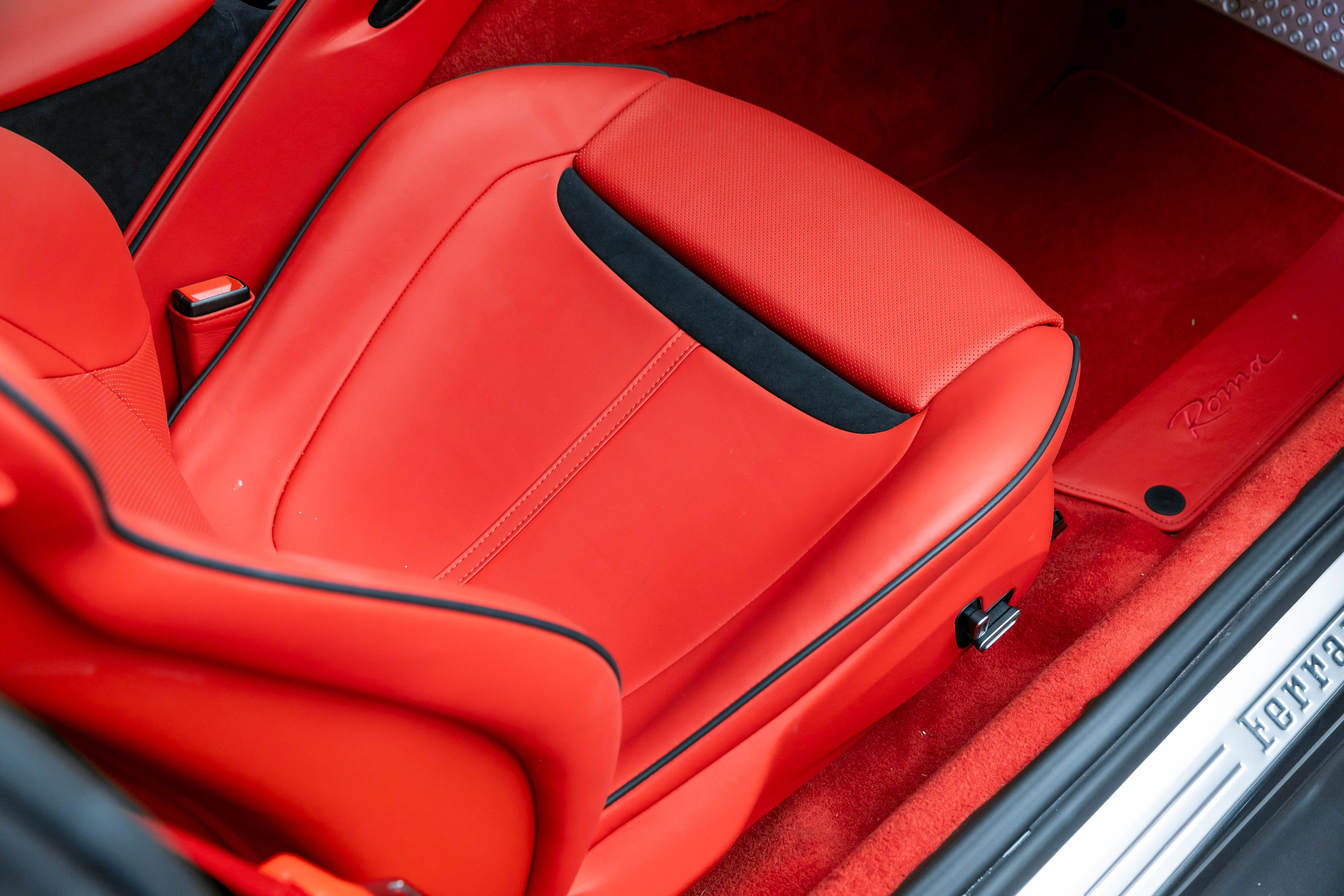 Certified 2024 Ferrari Roma image 37