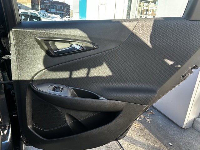Used 2023 Chevrolet Malibu LT image 19