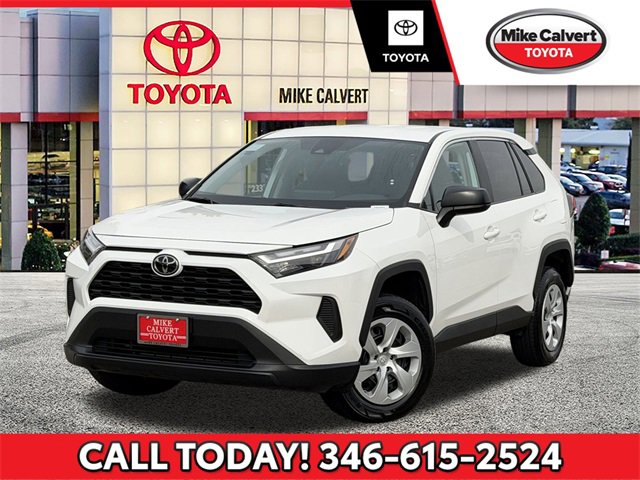 Used 2024 Toyota RAV4 LE video 1