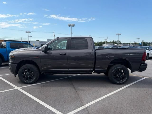 New 2026 RAM 2500 Laramie AWD/4WD image 4