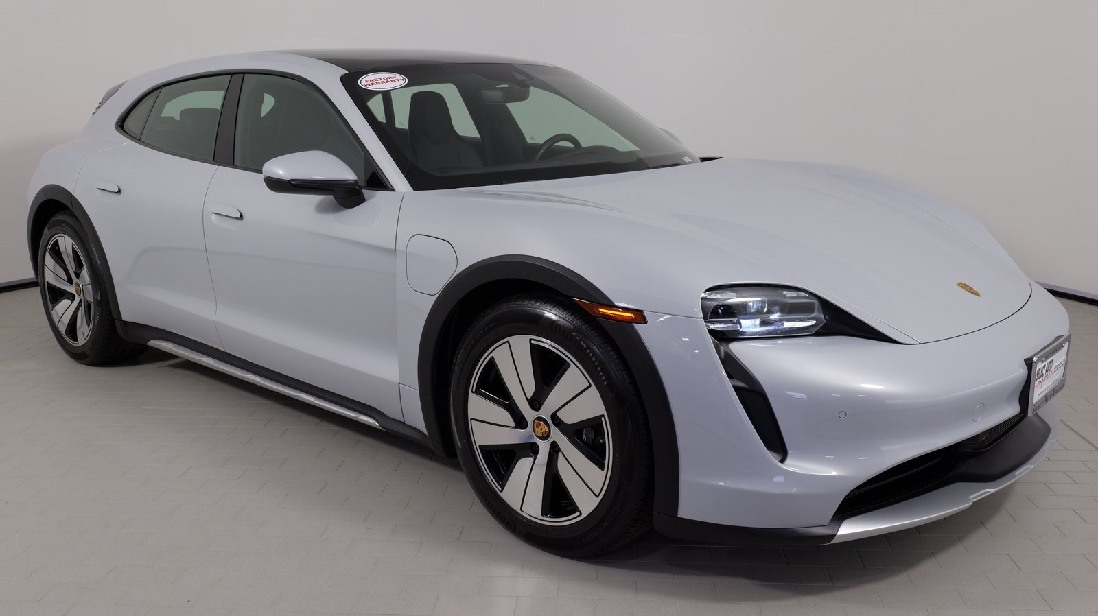 Used 2023 Porsche Taycan 4 Cross Turismo image 7