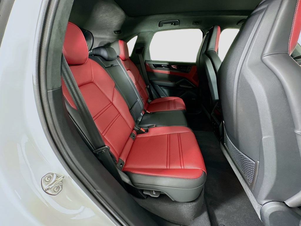 New 2026 Porsche Cayenne GTS AWD/4WD image 29