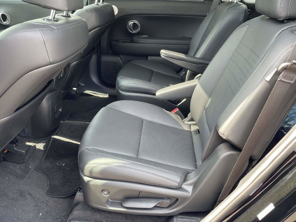 Used 2026 Hyundai Palisade Limited FWD image 27