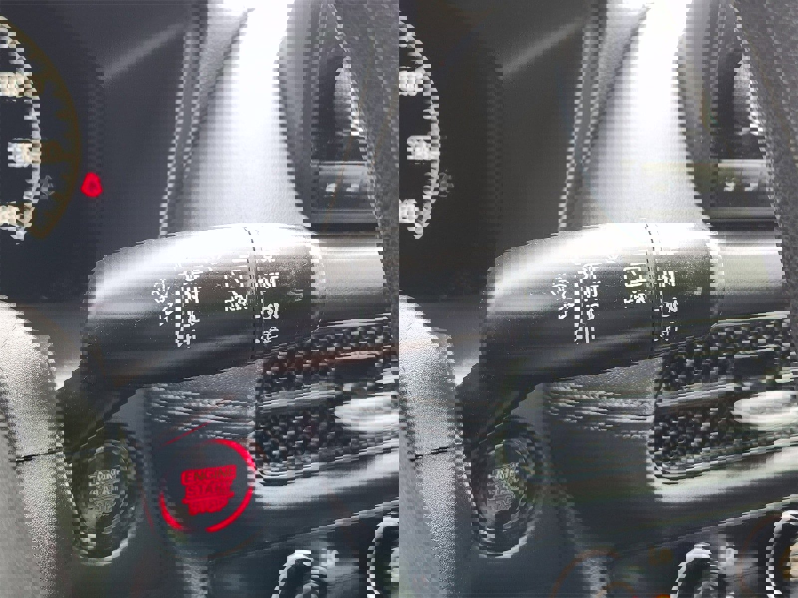 Used 2024 Honda HR-V LX image 36