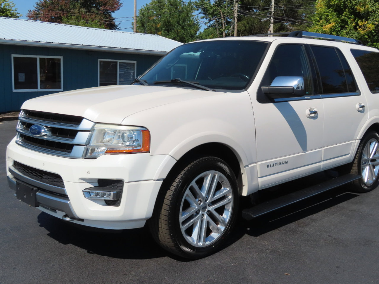 Used 2016 Ford Expedition Platinum image 10