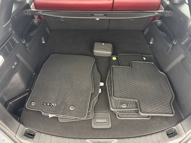 Certified 2025 MAZDA CX-70 3.3 Turbo S w/ Premium Package image 25