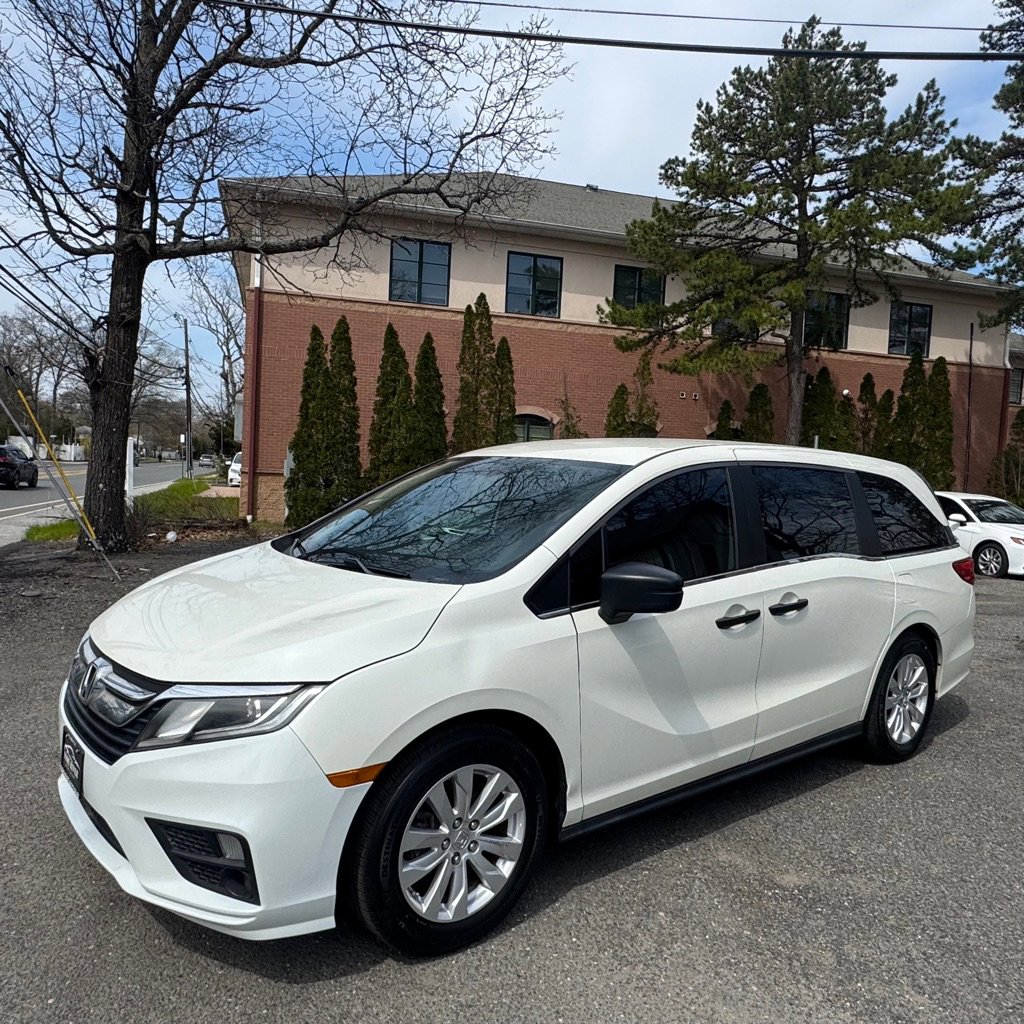 Used 2019 Honda Odyssey LX image 1