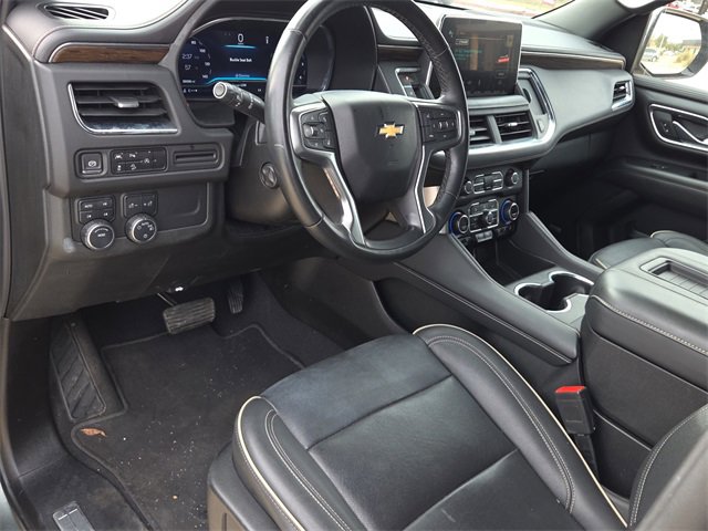 Used 2023 Chevrolet Suburban Premier image 22
