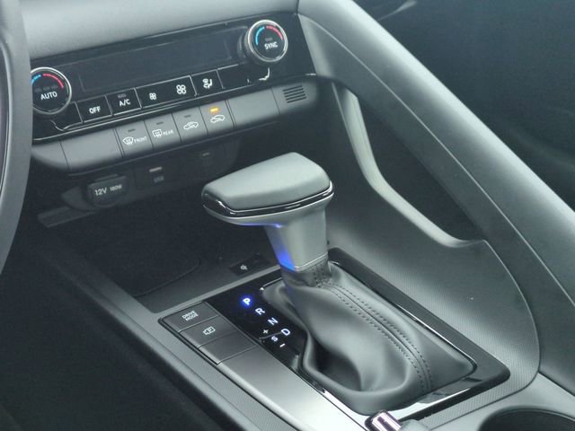 Certified 2025 Hyundai Elantra Sport image 9