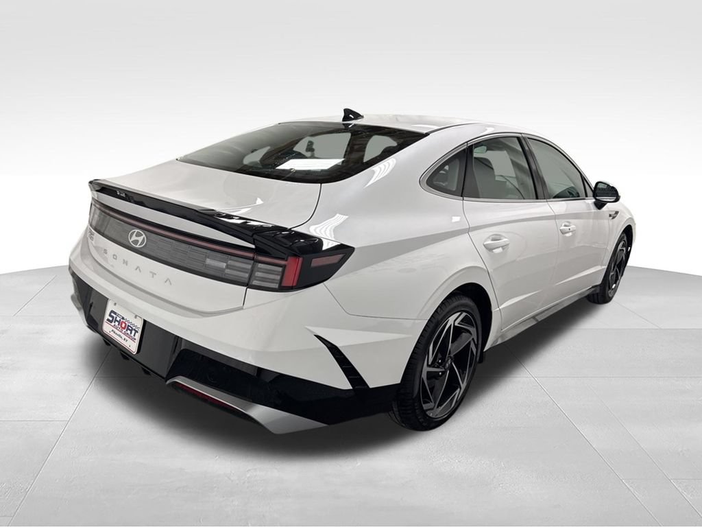 New 2026 Hyundai Sonata SEL FWD image 5