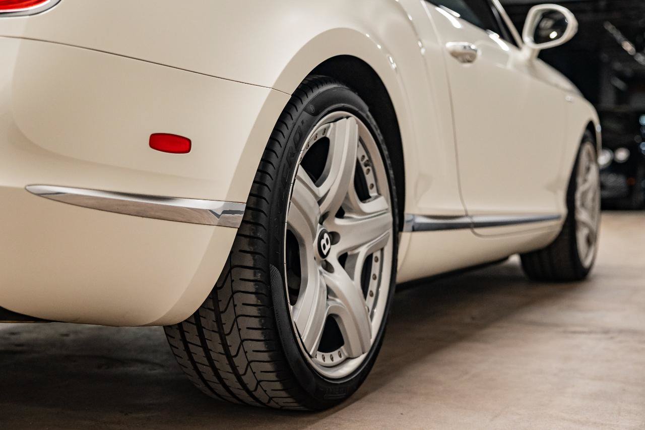 Used 2013 Bentley Continental GT AWD/4WD image 40