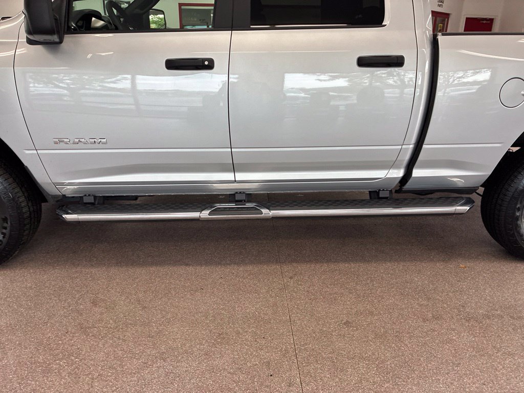 Certified 2026 RAM 2500 Big Horn AWD/4WD image 11