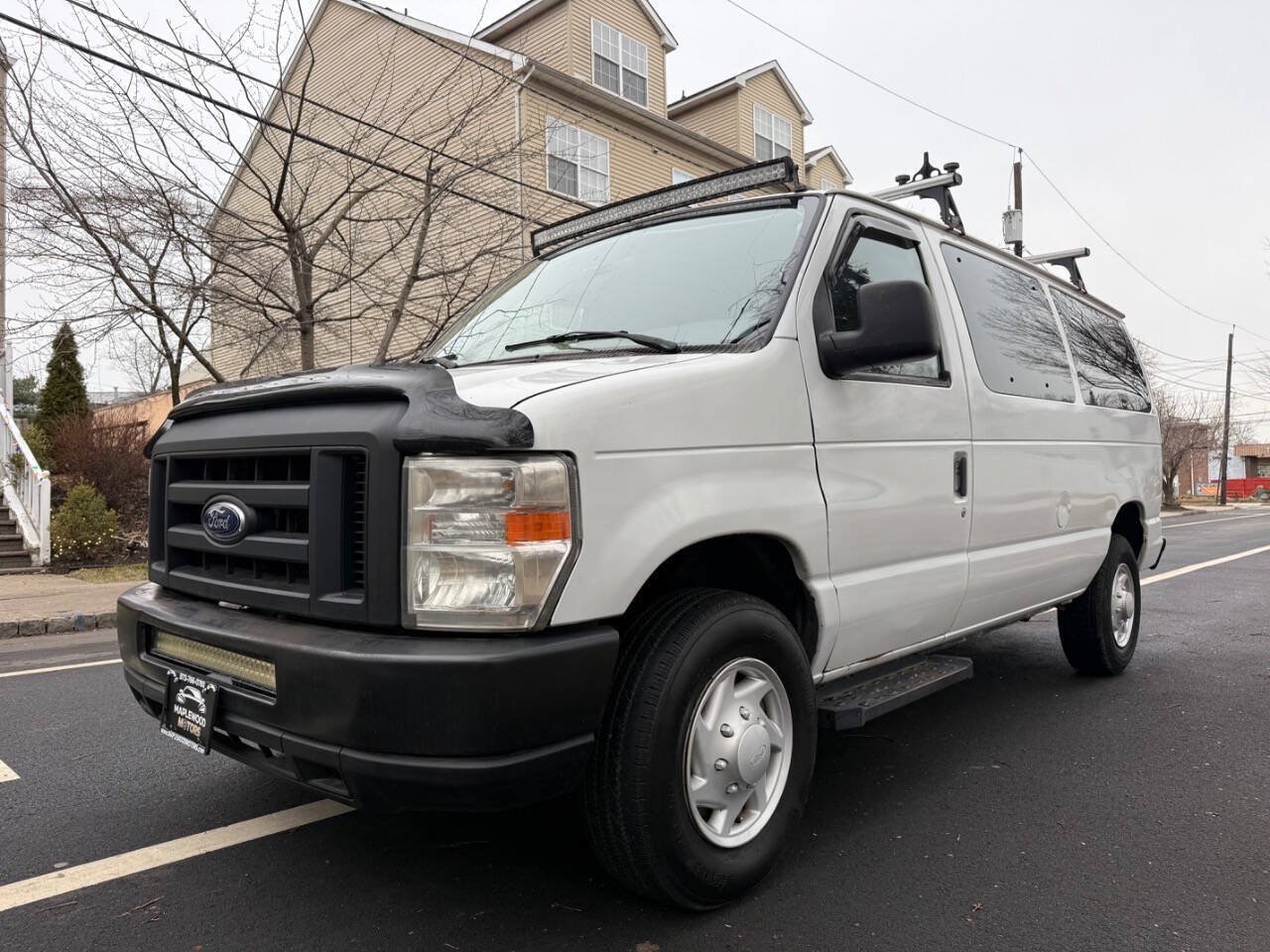 Used 2007 Ford E-350 and Econoline 350 XLT RWD image 2