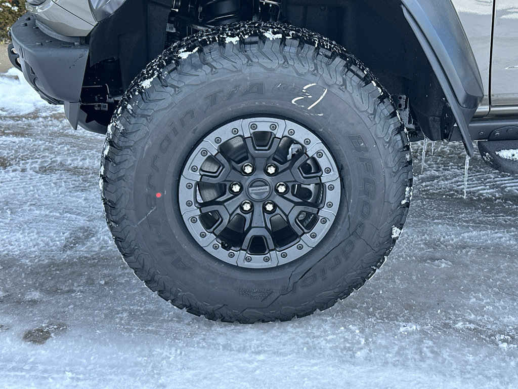 New 2025 Ford Bronco Raptor image 3