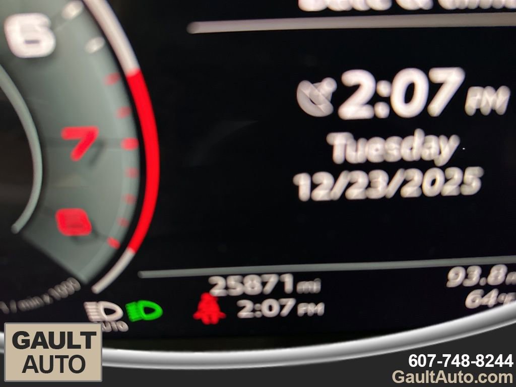 Used 2022 Audi Q8 Prestige w/ Prestige Package image 7