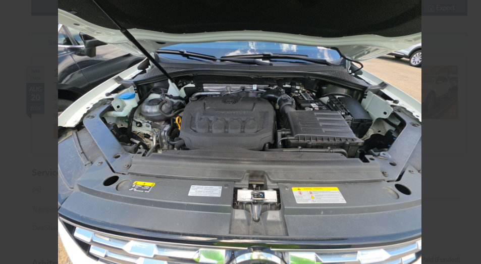 Used 2021 Volkswagen Tiguan SEL FWD image 7