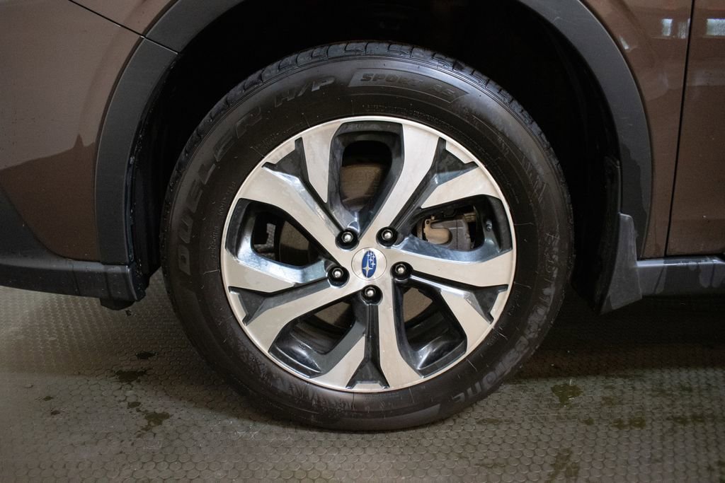 Used 2020 Subaru Outback Limited w/ Popular Package #2 image 9