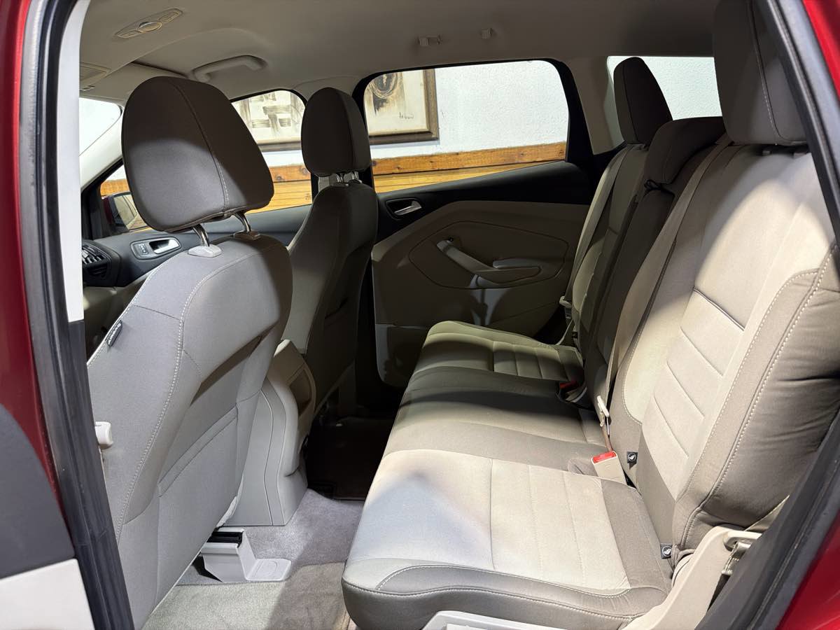 Used 2013 Ford Escape SE image 22