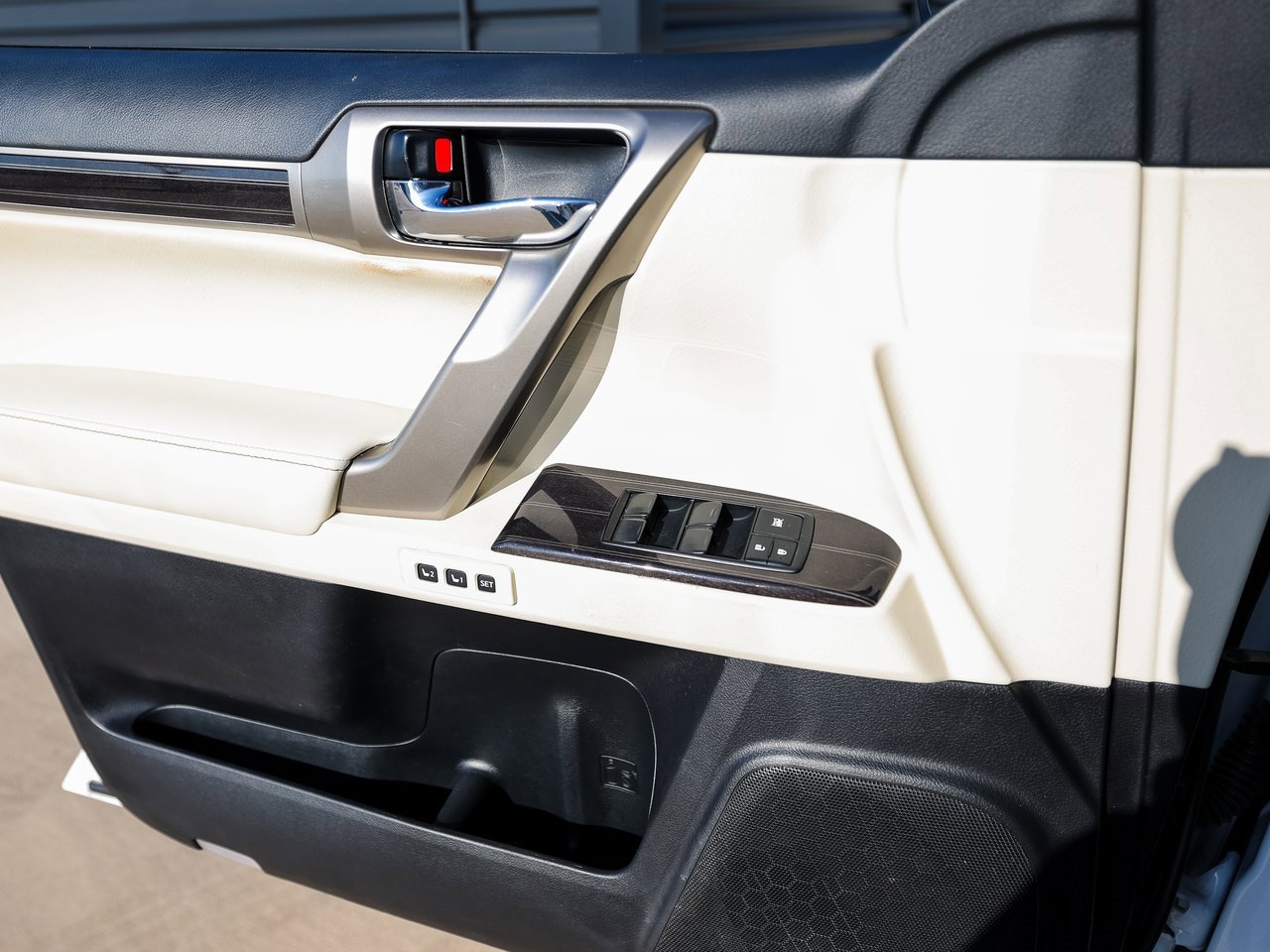 Used 2021 Lexus GX 460 Premium image 23