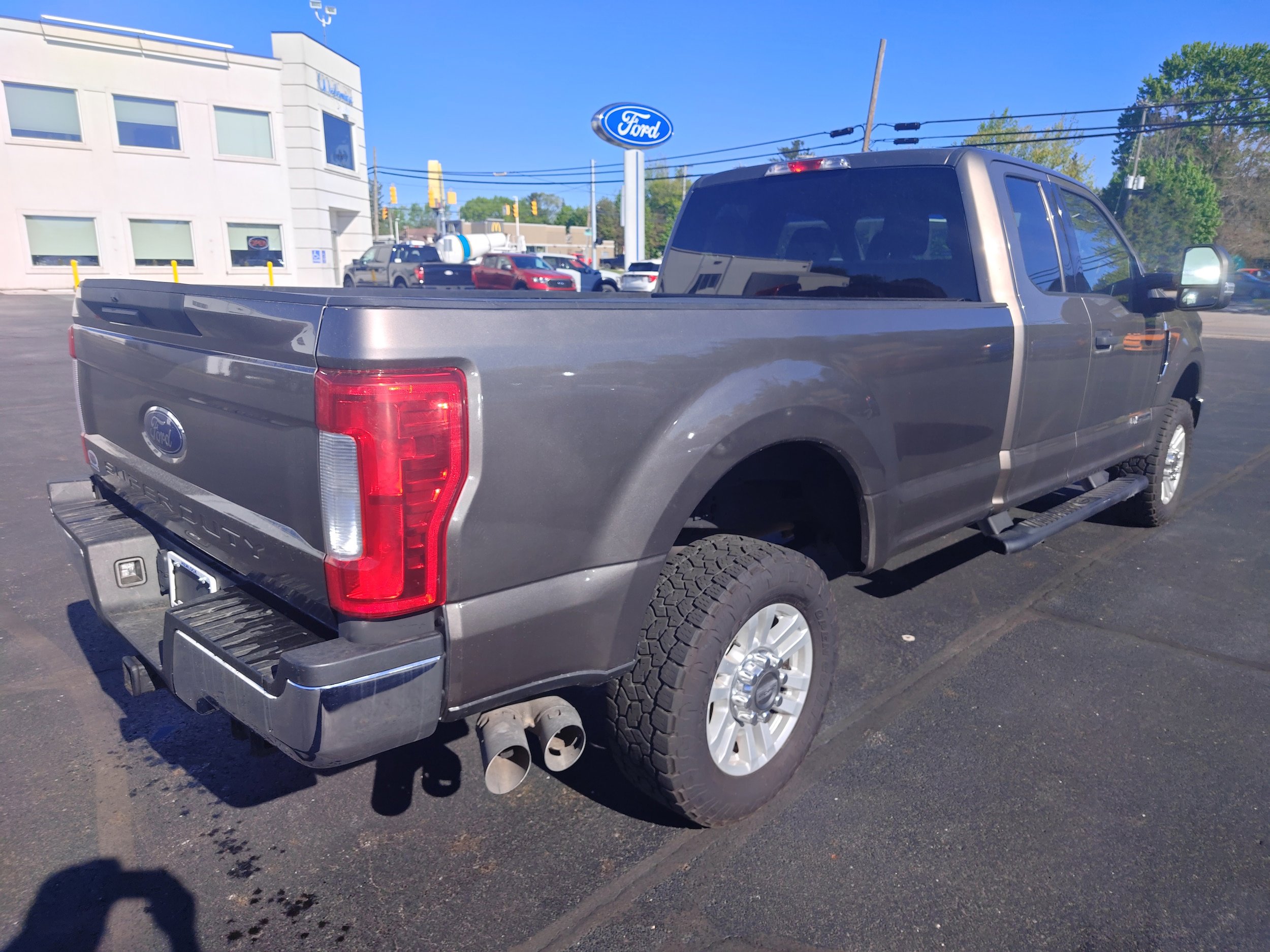 Used 2019 Ford F250 XLT AWD/4WD image 10