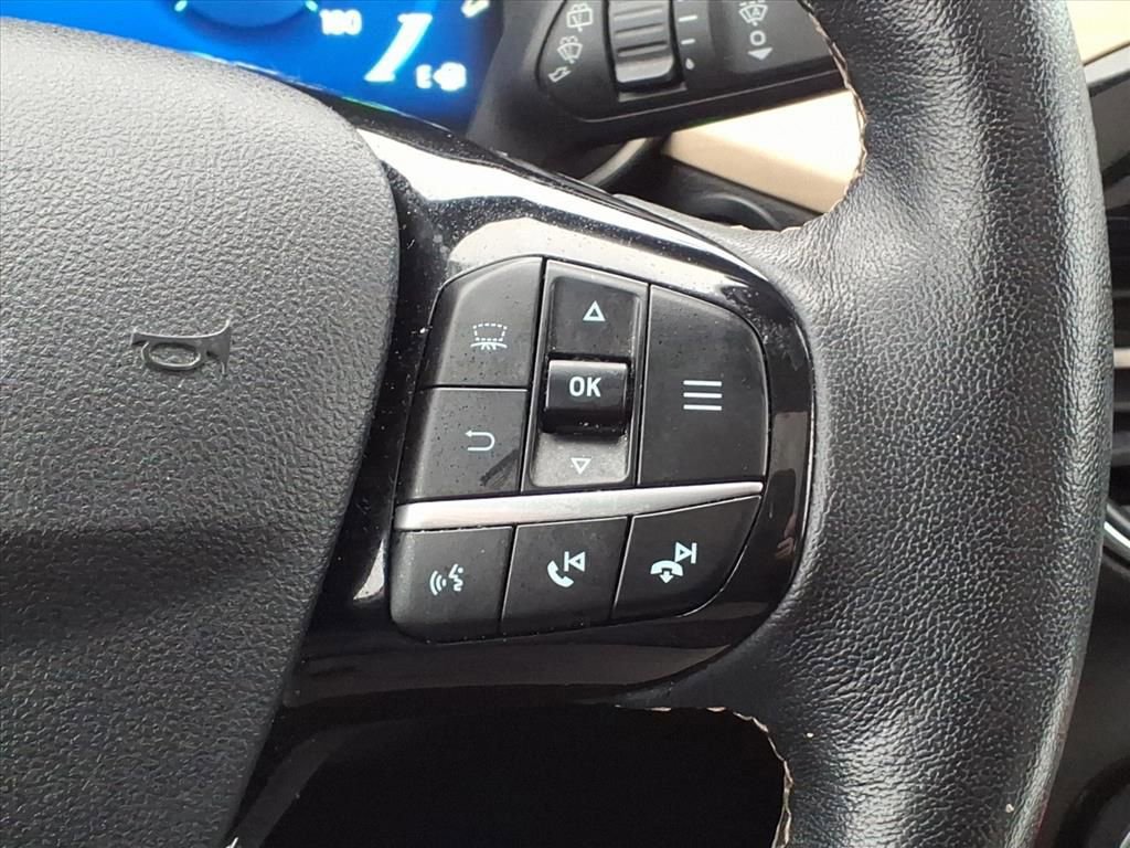 Used 2021 Ford Escape Titanium w/ Titanium Elite Package image 34