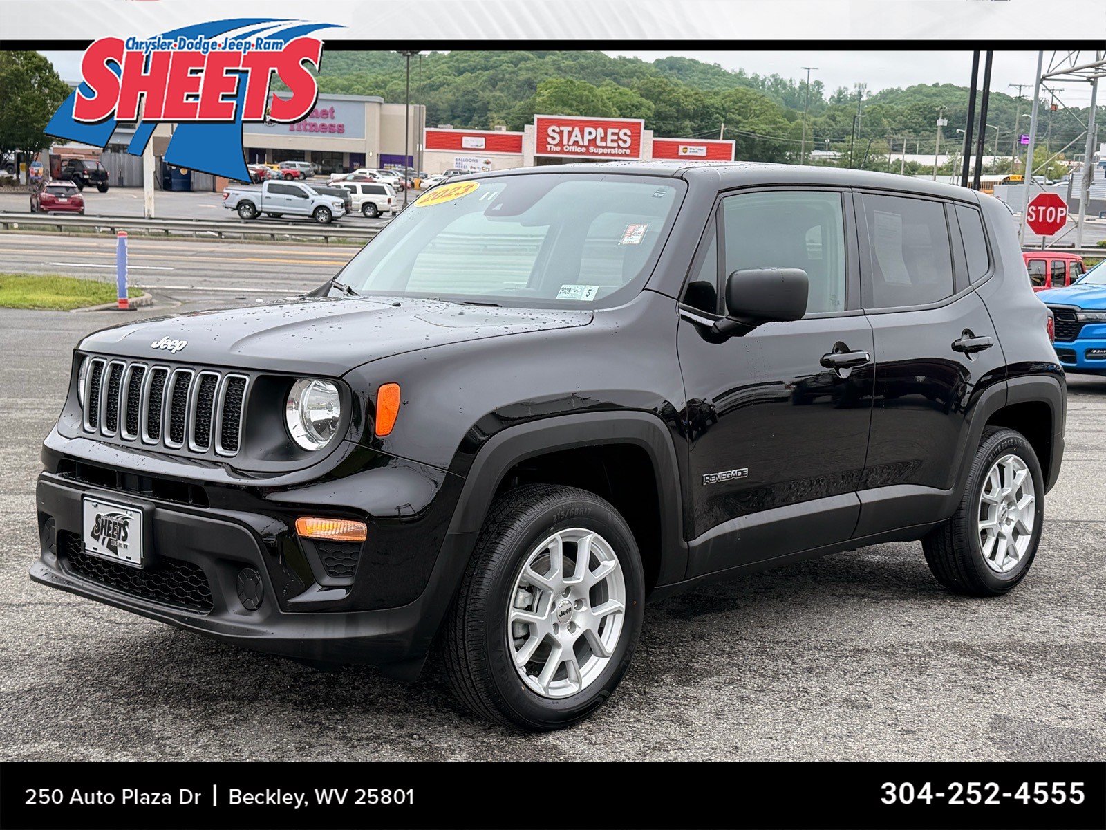 Used 2023 Jeep Renegade Latitude
