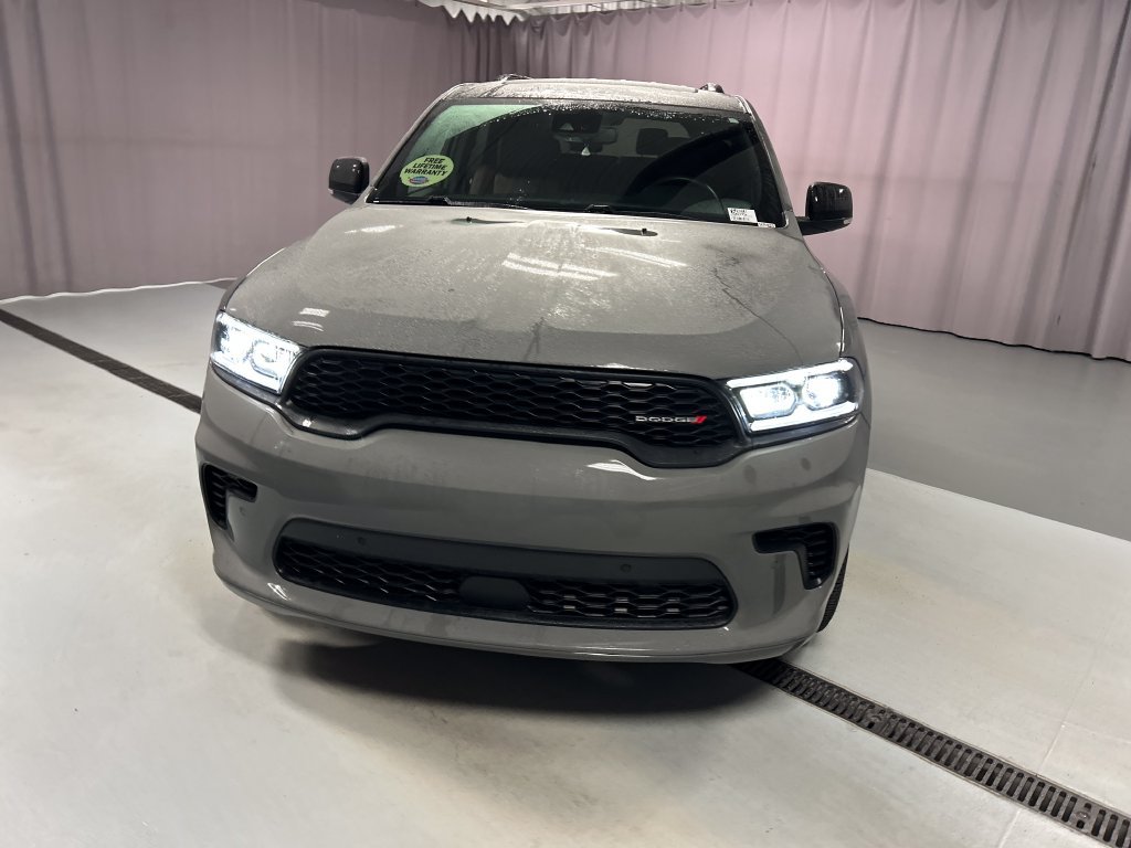 Used 2025 Dodge Durango GT AWD/4WD image 2