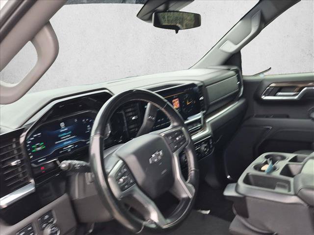 Used 2023 Chevrolet Silverado 1500 LT Trail Boss w/ Protection Package AWD/4WD image 9