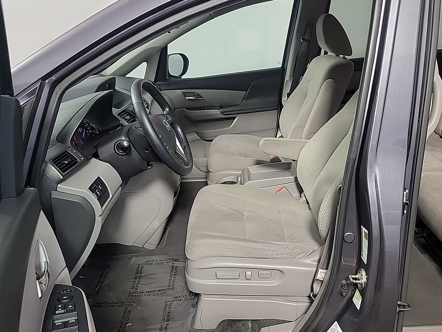 Used 2016 Honda Odyssey SE image 20