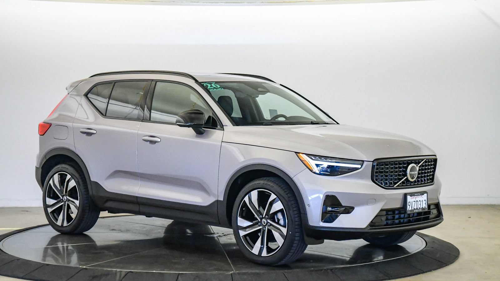 Certified 2026 Volvo XC40 B5 Ultra w/ Protection Package Premier AWD/4WD image 6