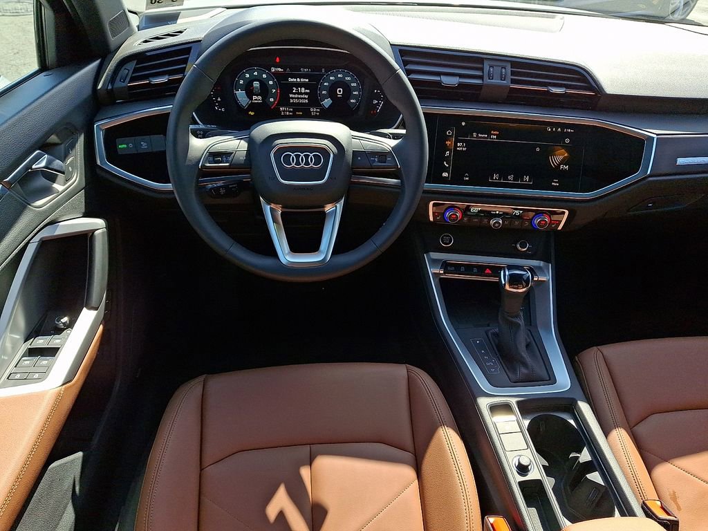 Certified 2025 Audi Q3 2.0T Premium Plus w/ Premium Plus Package image 4