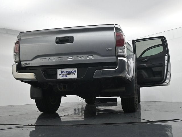 Used 2023 Toyota Tacoma TRD Off-Road AWD/4WD image 52