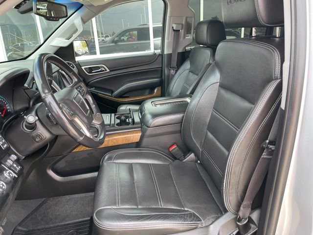 Used 2019 GMC Yukon XL Denali w/ Denali Ultimate Package AWD/4WD image 13