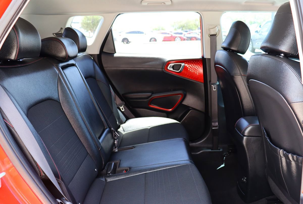 Used 2021 Kia Soul Turbo FWD image 27