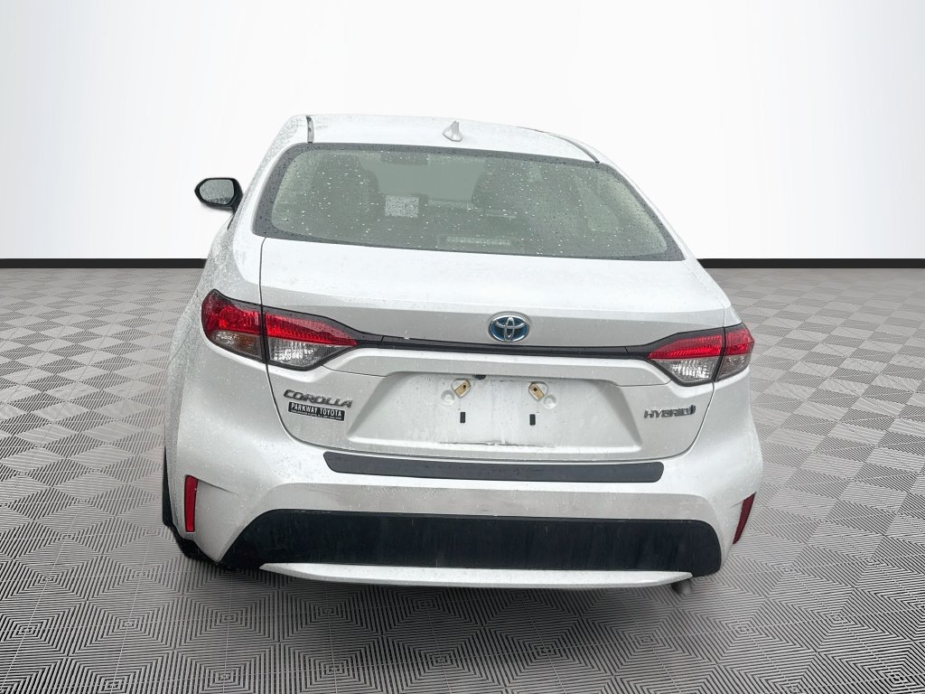 Used 2022 Toyota Corolla LE w/ Carpet Mat Package (TMS) FWD image 7