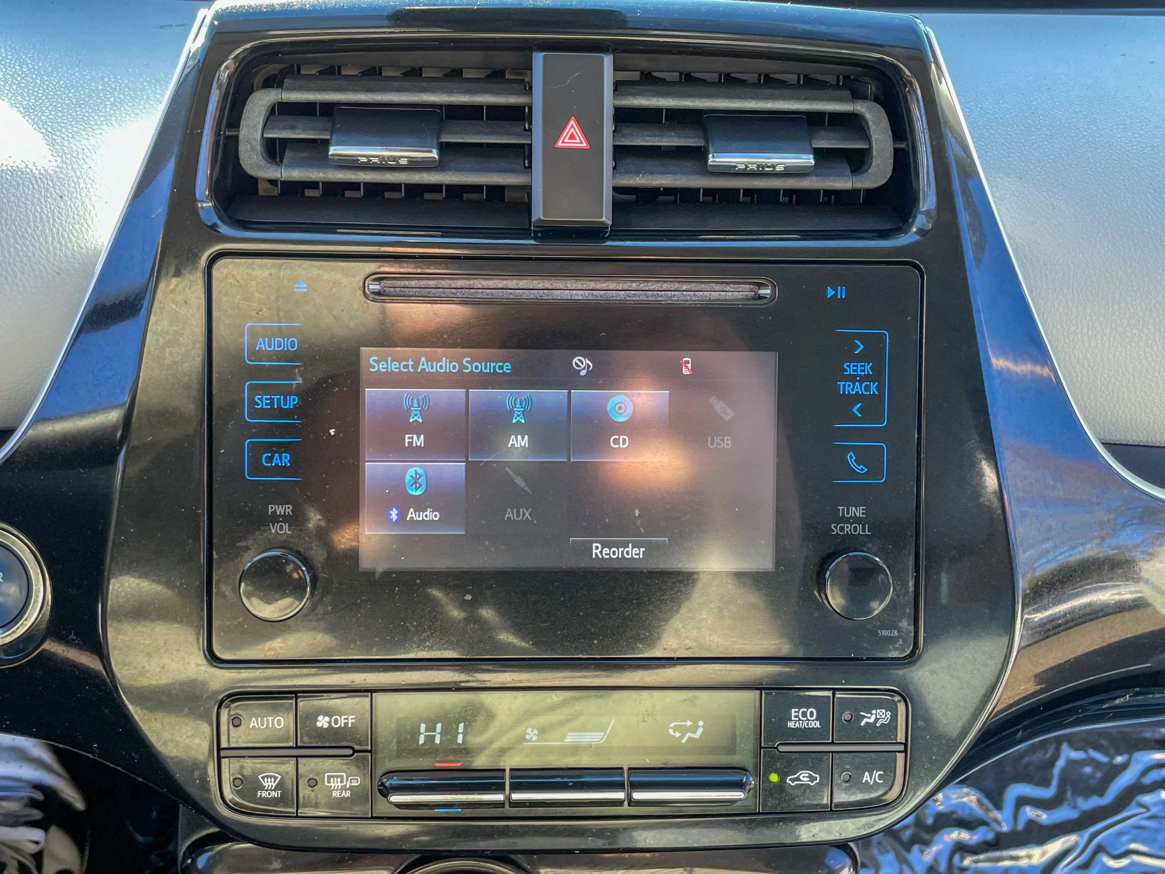 Used 2017 Toyota Prius Two w/ Carpet Mat Package image 16