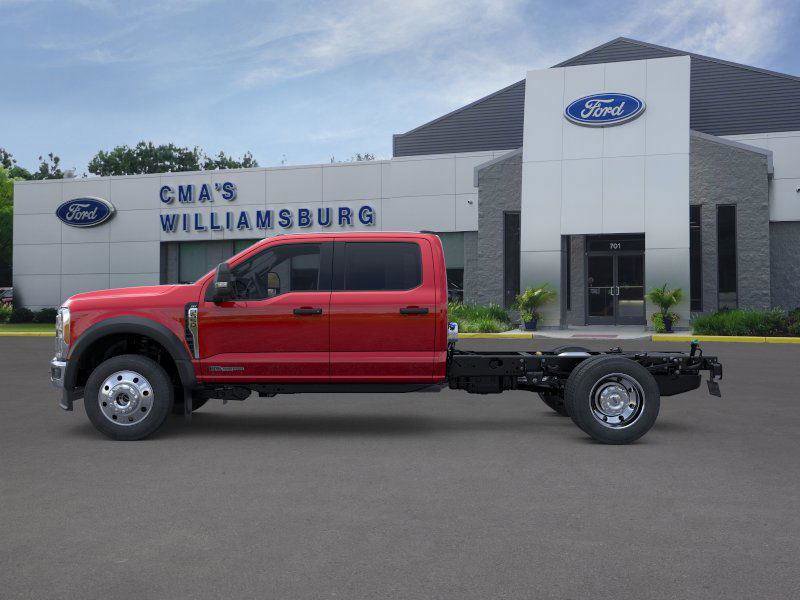 New 2026 Ford F550 4x4 Crew Cab image 3
