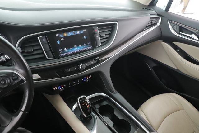 Used 2018 Buick Enclave Essence FWD image 25