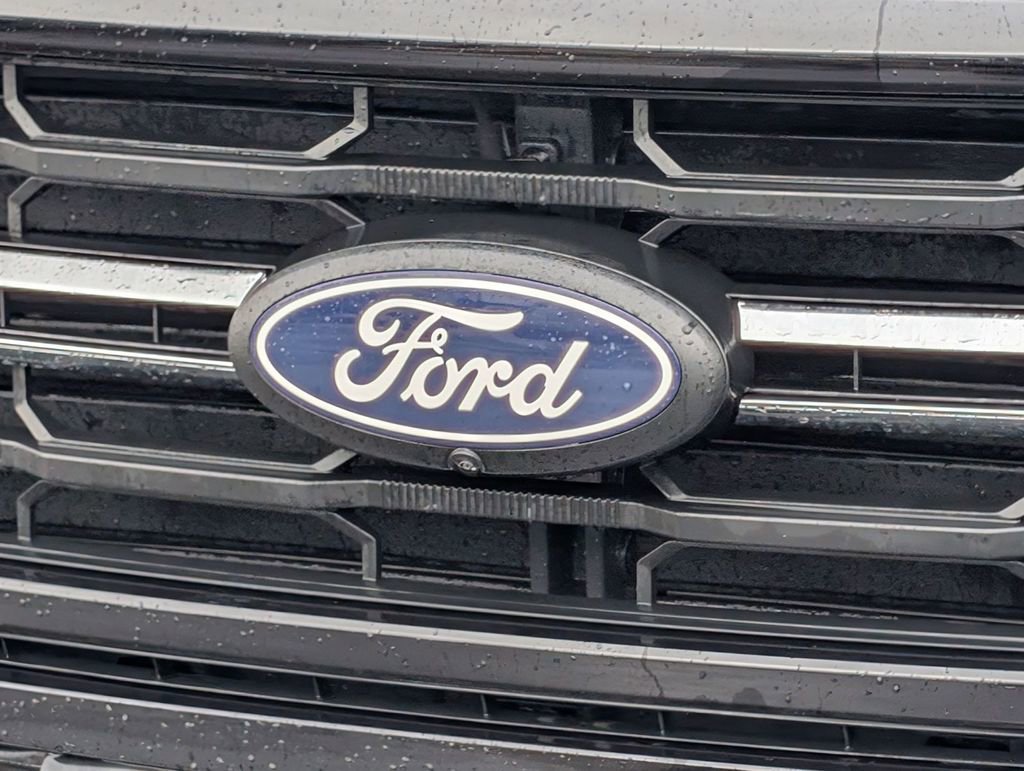 New 2024 Ford F150 XLT w/ Equipment Group 302A MID image 12