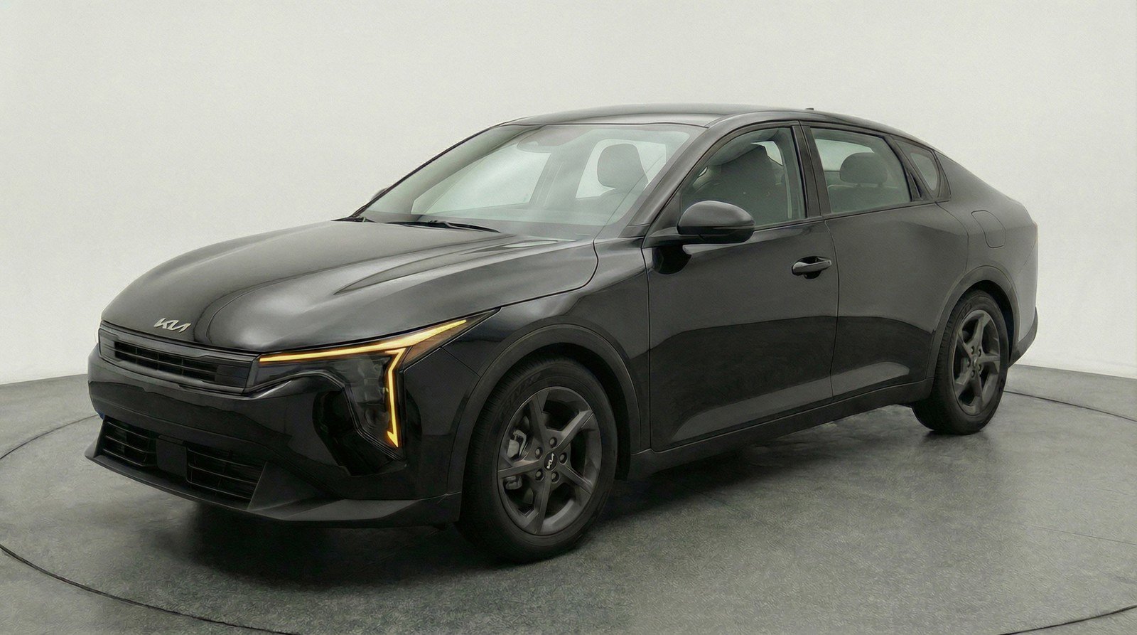 Used 2025 Kia K4 FWD image 2