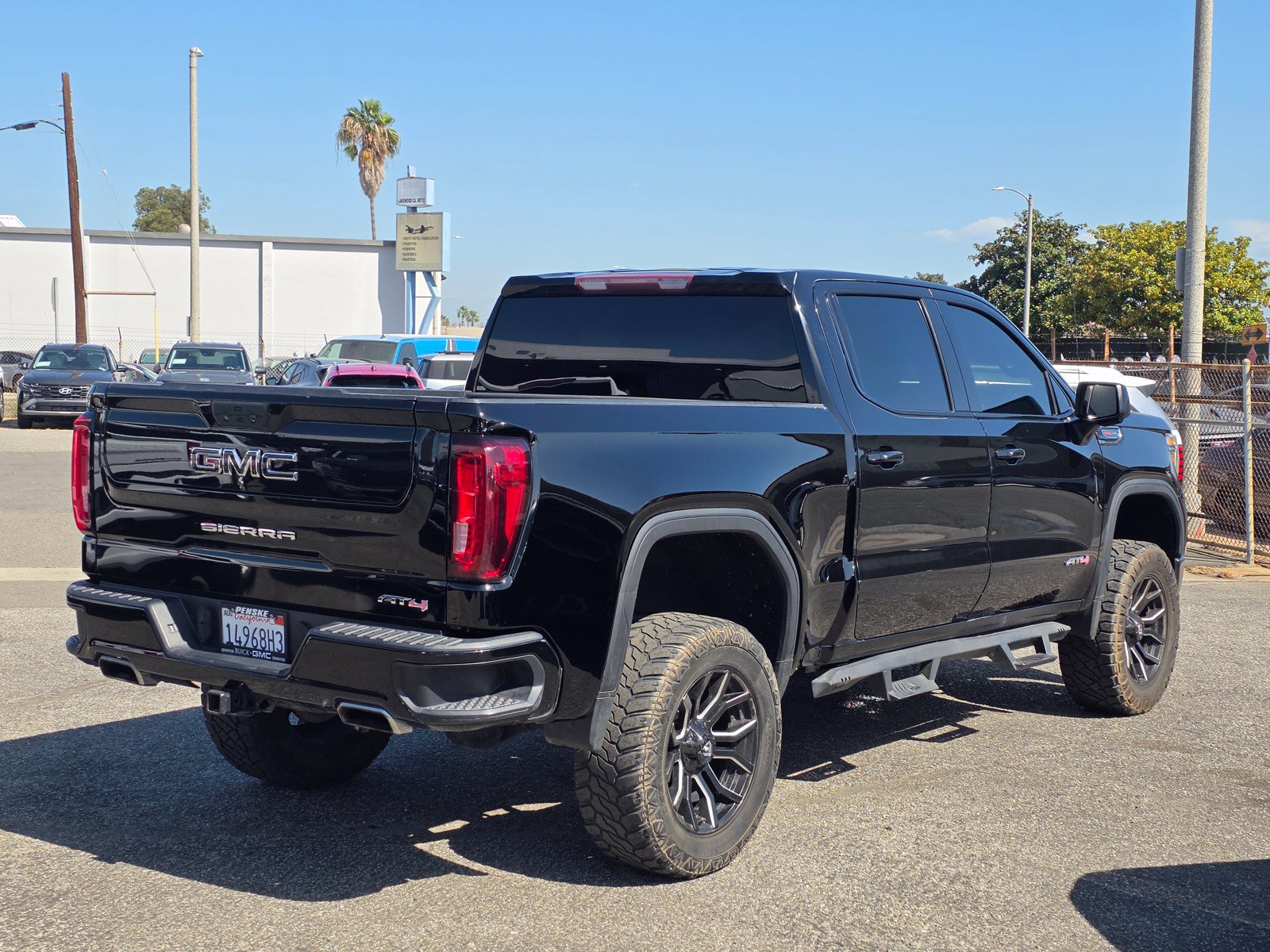 Used 2021 GMC Sierra 1500 AT4 AWD/4WD image 7